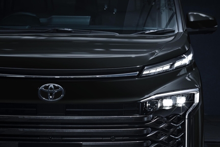 S-Z（ハイブリッド・2WD・7人乗り）