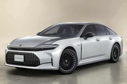 （左）：特別仕様車 Z “THE 70th” （燃料電池車）［ベース車両はZ（燃料電池車）］