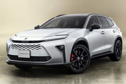 （左）：特別仕様車 ESTATE RS “THE 70th” （ベース車両はESTATE RS）