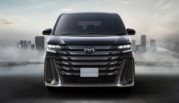 Z Premier（ターボガソリン・2WD）